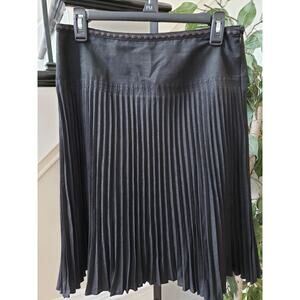 Ann Taylor Midi Pleated Skirt Womens Size 4 Black Solid Polyester Casual Pull On